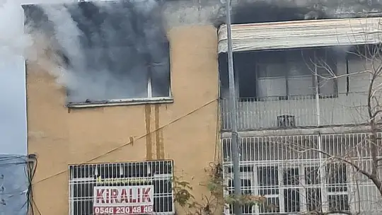 Adana'da ev yangını