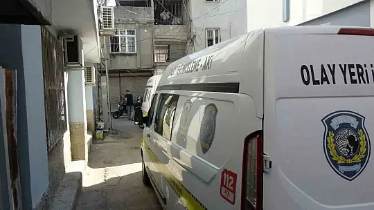 Adana'da husumetlilerin silahlı kavgası: 1 ölü, 3 yaralı