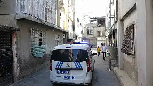 Adana'da husumetlilerin silahlı kavgası: 1 ölü, 3 yaralı