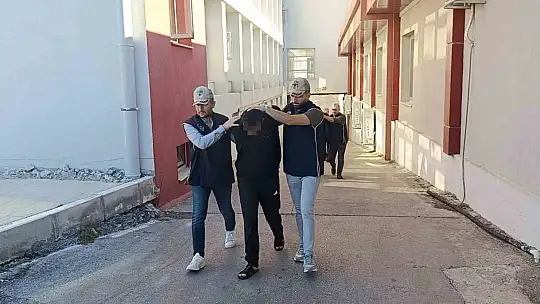 Adana'daki DEAŞ operasyonu: 3 tutuklama