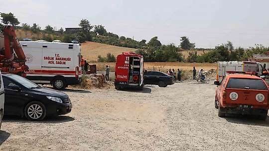 Adana'daki göçükte çalışma sırasında kaya parçası düşmüş