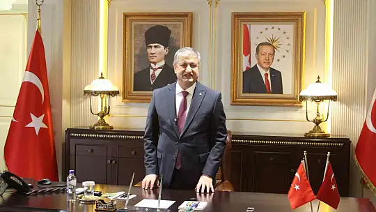 Adana Valisi göreve başladı, ilk mesajı suç işleyenlere oldu