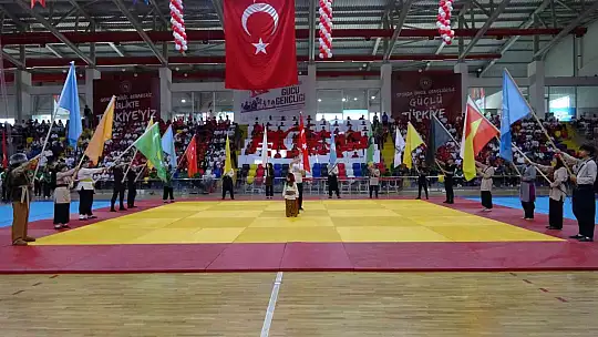 Adıyaman'da 19 Mayıs coşkuyla kutlandı