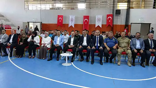 Adıyaman'da 41 akülü sandalye depremzede vatandaşlara teslim edildi