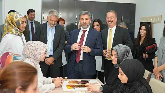Adıyaman'da dijital sınıf açılışı gerçekleştirildi