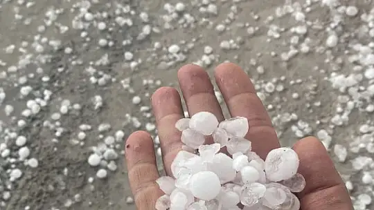 Adıyaman'da dolu yağışı etkili oldu