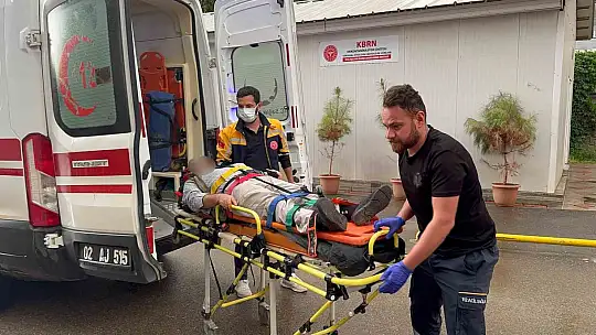 Adıyaman'da otomobil şarampole savruldu: 4 yaralı