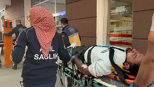Adıyaman'da otomobiller çarpıştı: 7 yaralı