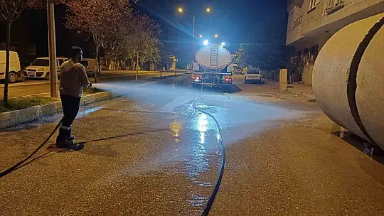 Adıyaman'daki cadde ve sokaklarda temizlik seferberliği