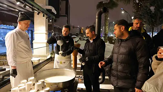 Alpedo'dan soğuk kış akşamı 1 ton ücretsiz salep ikramı