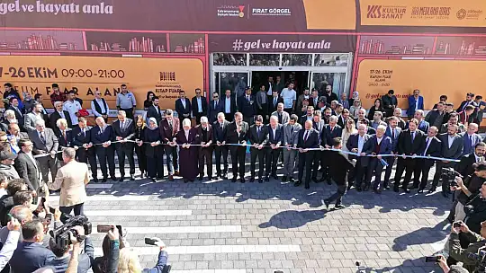 Anadolu'nun en büyük kitap fuarı kapılarını açtı