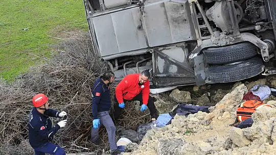 Antalya'da otobüs kazası: 8 ölü, 26 yaralı
