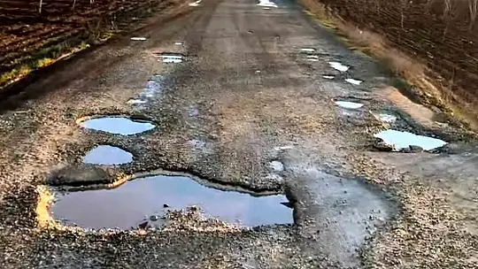Araban Elif Mahallesi ile Yavuzeli Rumkale yoluna yenileme talebi