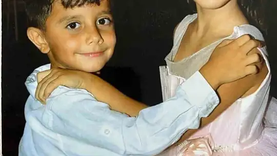 Babalarının öldürdüğü kardeşler yan yana toprağa verildi