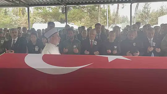 Bakan Güler, Kilis'te Kıbrıs Gazisi'nin cenazesine katıldı