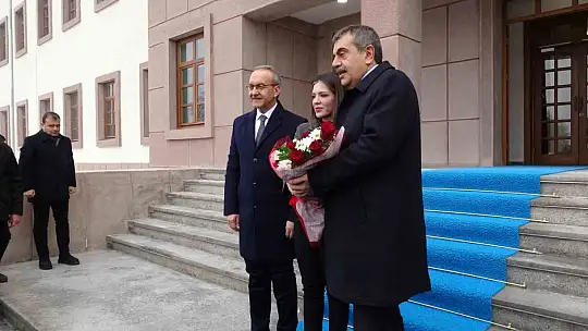 Bakan Tekin, Malatya'da eğitim değerlendirme toplantısına katıldı