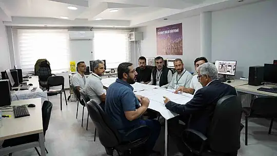 Başkan Hallaç, Kent Bilgi Sistemi çalışmalarını yerinde inceledi