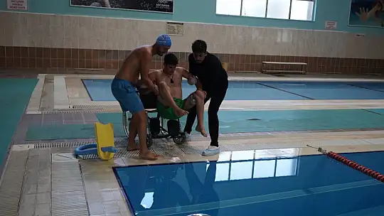 Belediyenin fizik tedavi hizmeti hızla devam ediyor