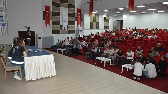 Besni'de 'Sanal kumar bağımlılığı ile mücadele' eğitimi gerçekleştirildi