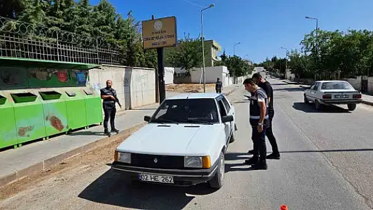 Besni'de şok asayiş uygulaması