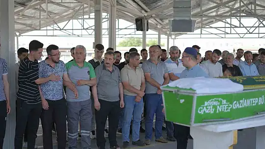 Binlerce balonun bırakıldığı Elif Azra, hayatını kaybetti