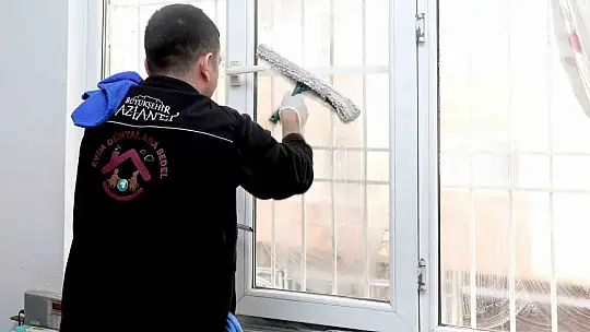 Büyükşehir 2025 yılında engelli ve bakıma muhtaç bireylerin 2 bin 795 kez kapısını çaldı