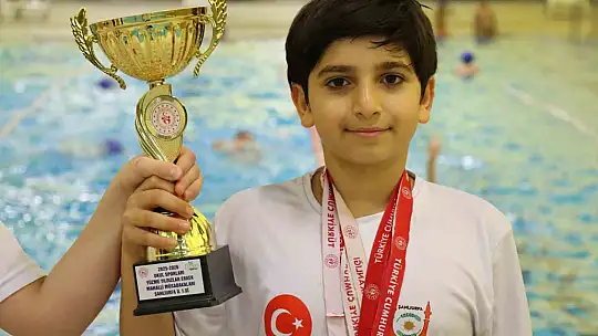 Büyükşehir Belediyesi sporcuları 1 kupa ile 48 madalya kazandı