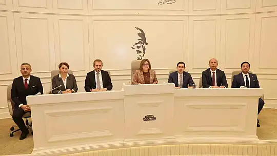 Büyükşehirden personele rekor zam