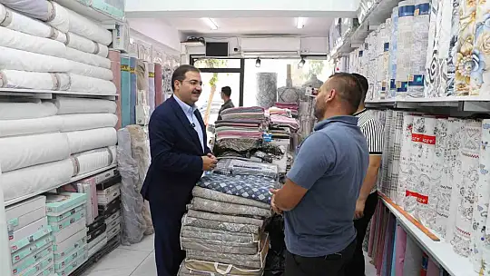 Canpolat, Devteyşti Mahallesi'nde vatandaşla buluştu