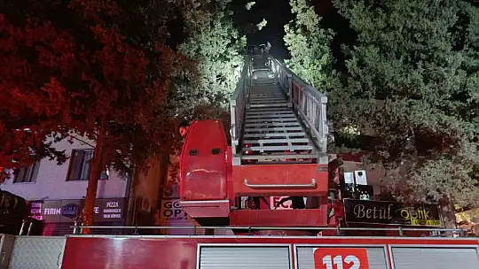 Çatıdan düşen çocuk ağır yaralandı