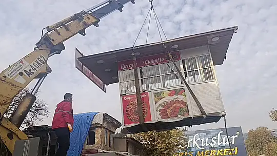 Çiğköfteye deterjan kabıyla sos döken esnafa 250 bin TL ceza: İş yeri kapatılıp kaldırıldı