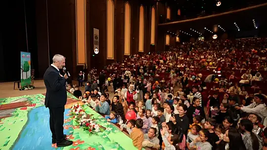 Çocuklar, Şahinbey'in Çocuk Şenliği'nde eğlendi