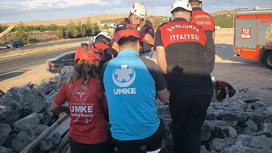 Çöken istinat duvarının altında kalan 4 işçi yaralandı