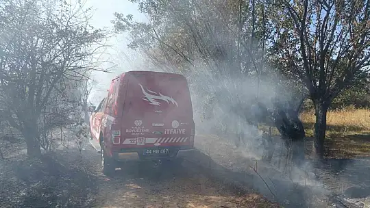 Çöpleri yakmak isterken meyve bahçelerini küle çevirdi