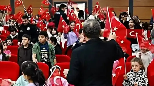 Darende'de çocuk sinema günleri devam ediyor