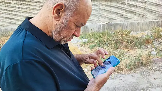 Dedektif gibi iz sürdü, çalınan telefonunun yerini 15 ay sonra buldu