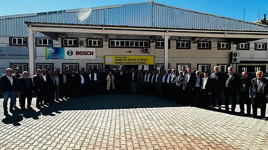 Deprem konutlarıyla ilgili muhtarlarla toplantı yapıldı