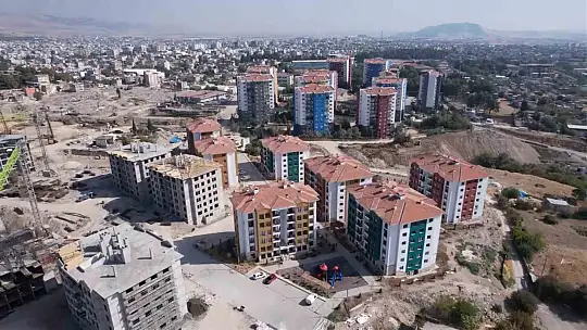 Depremzede Adıyamanlılar yeni yuvalarına geçti
