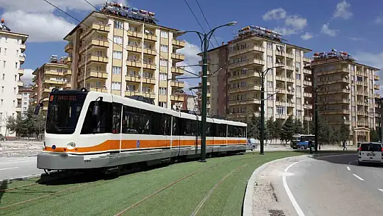 Depremzedeler için toplu taşıma desteği sürdürülecek