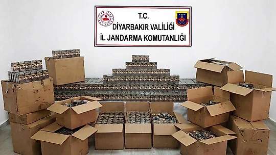 Diyarbakır'da çok sayıda gümrük kaçağı ürün ele geçirildi