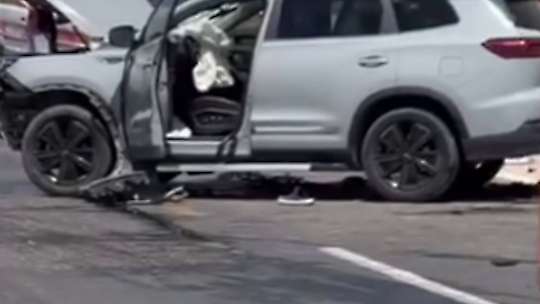 Diyarbakır'da iki otomobil çarpıştı: 9 yaralı