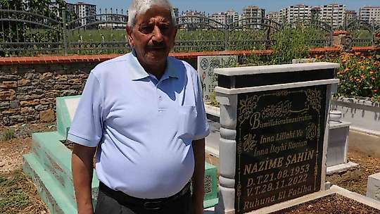 Diyarbakır'da Kurban Bayramı'nın ilk gününde mezarlıklar doldu taştı