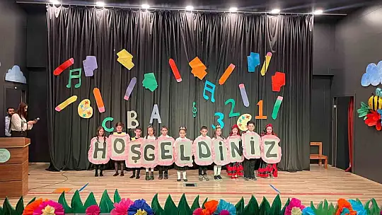 Doğa Koleji'nde 1. sınıflar için okuma bayramı ve yılsonu etkinliği düzenlendi