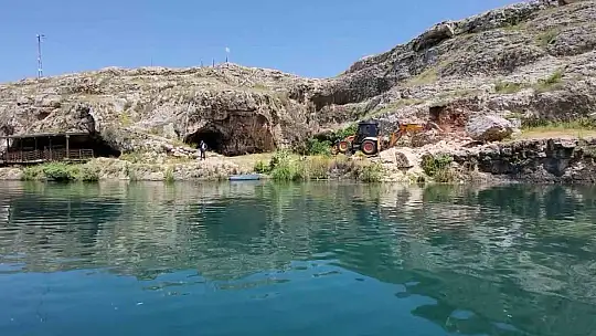 Doğal mağarada sırtlan müzesi ve restoran yapılıyor