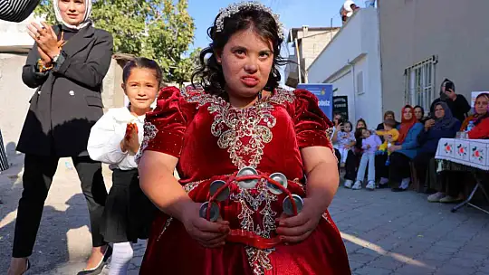Down sendromlu Melek'in gelinlik hayali gerçek oldu