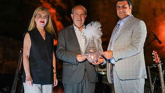 Dülük'te tarih, sanat ve mutluluk dolu bir gece