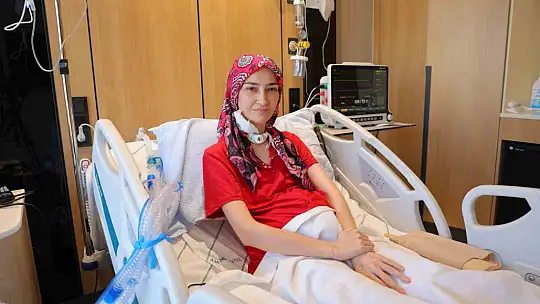 Dünyada 4 vakadan biri olan Myastenia Gravis hastası Türkiye'de tedavi edildi