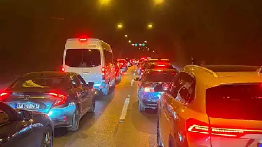 Antalya'da Kemer yolunda feci kaza: 2 ölü, 4 yaralı