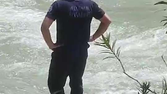 Eğlence Çayı'na giren genç kayboldu, ekipler seferber oldu