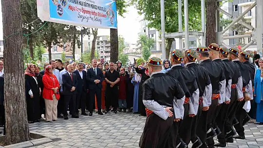 El emeği göz nuru eserler sergilendi